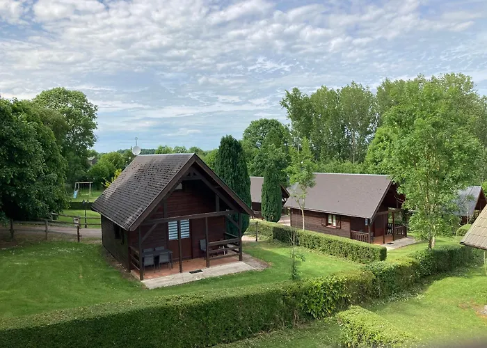 Camping Domaine De Guillaume *