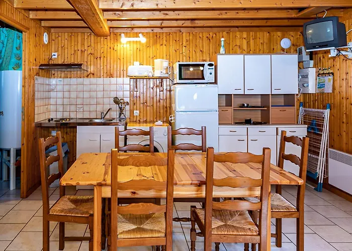 Domaine De Guillaume Camping *