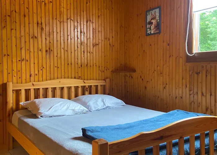 Camping Domaine De Guillaume *